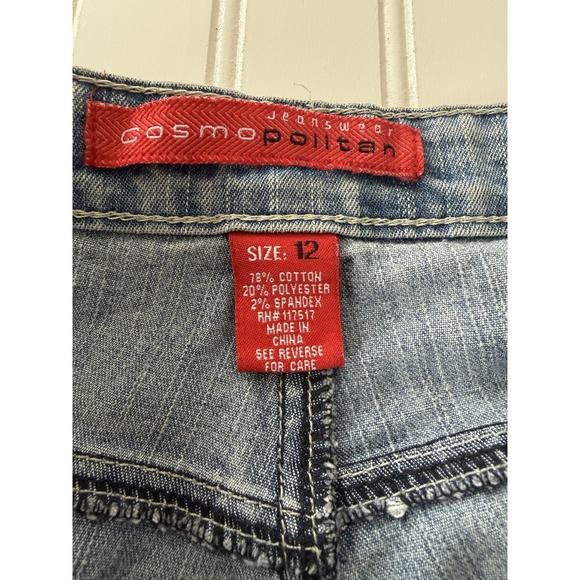 Cosmopolitan Jeanswear Women's Light Wash Embroidered Straight Leg Jeans - Picture 6 of 11